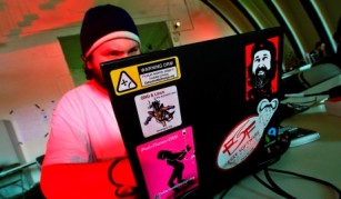 hackers the beast