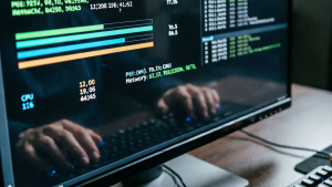 Живой мониторинг сервера в терминале: как заменить Grafana одной командой